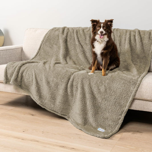 Fluffy Waterproof Dog Blanket Fleece | Soft Warm Pet Fleece Throw for Large Dogs and Cats | Fuzzy Plush Sherpa Throw Furniture Protector Sofa Couch Bed